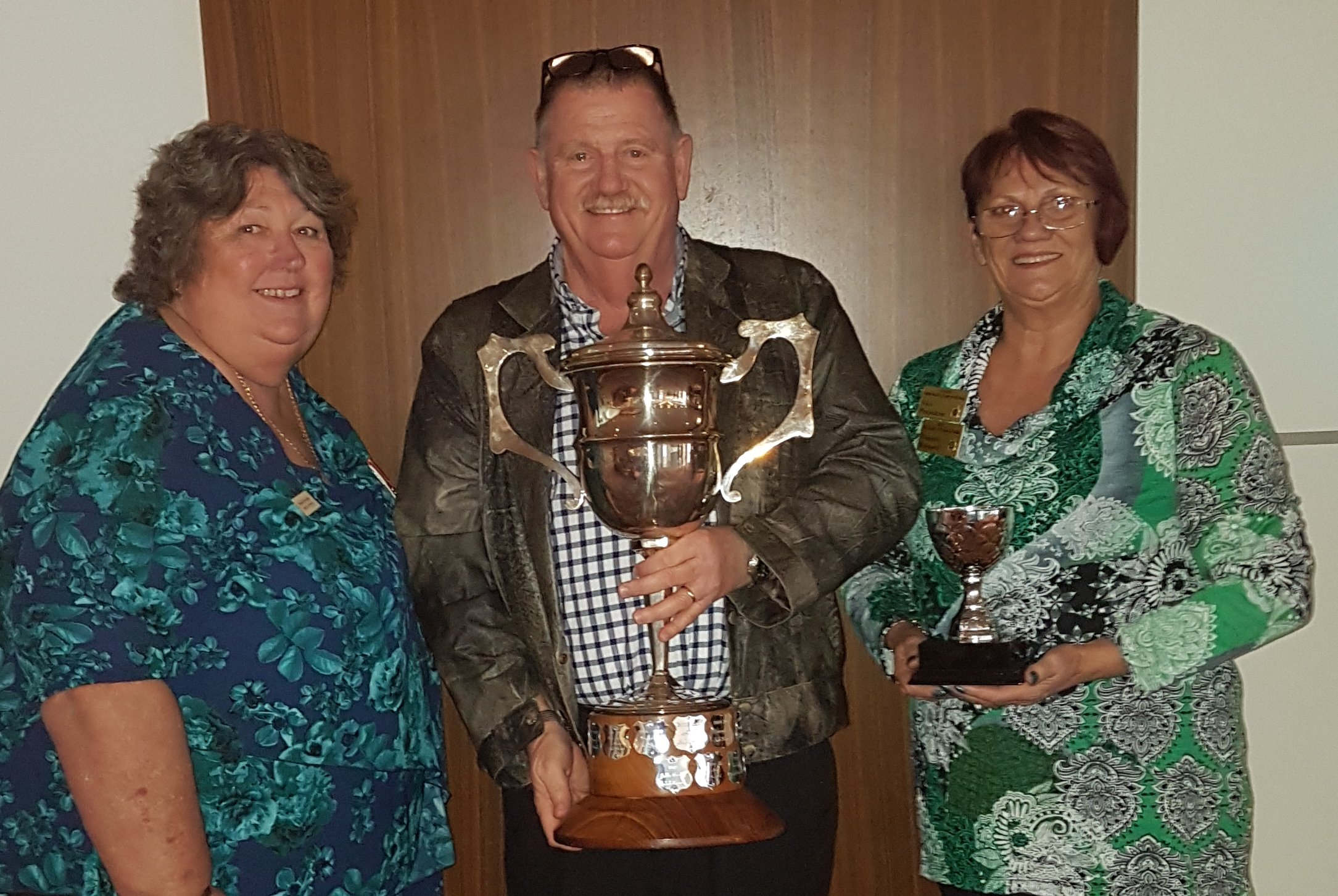  Donna Prytulak Northam RSL Membership officer and RSL WA Vice President, Mick Prytulak President Northam RSL and Denette Bernard Vice President Northam RSL  holding the Colonel Collett Trophy